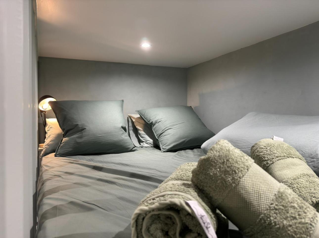Appartement L'olivier Lumineux Avec Agreable Terrasse Fécamp
